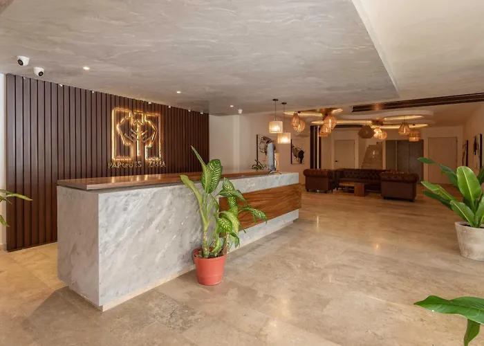 2 Bd Private Plunge Pool And Terrace Appartement